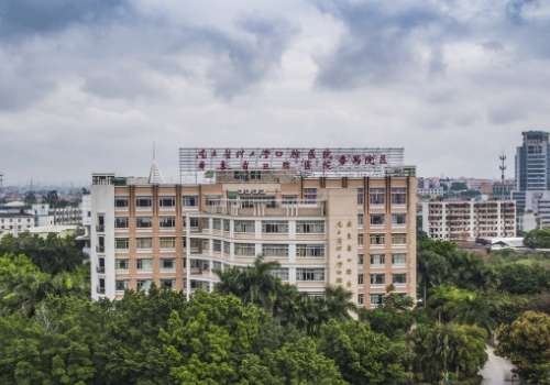 南方医科大学口腔医院.jpg