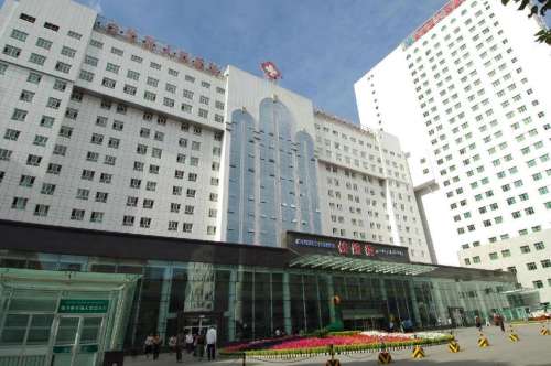 新疆维吾尔自治区人民医院.jpg