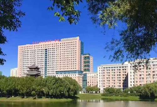 吉林大学第一医院.jpg 吉林大学第一医院.jpg