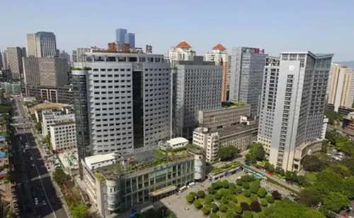 重庆医科大学附属第一医院医.jpg