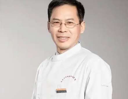 石连水医生.jpg