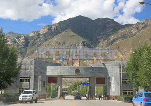 西藏军区总医院.jpg